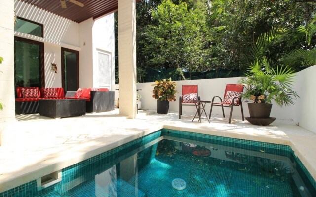 Marvelouse House Plunge Pool Rooftop Terrace Jacuzzi in Bahia Principe