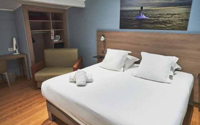 Grand Hôtel Dauphiné Toulon, Boutique Hôtel & Suites