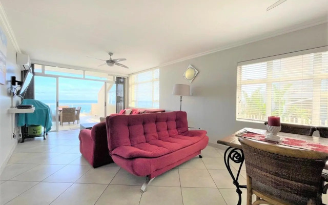 Beachfront @ Driftwood 6 Luxury Family Apartment