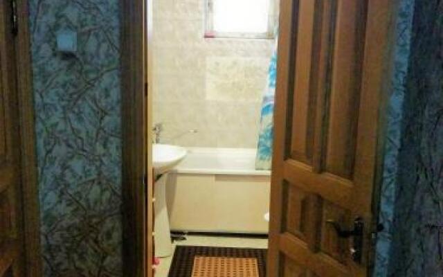 Guest House on Vologodskiy 5