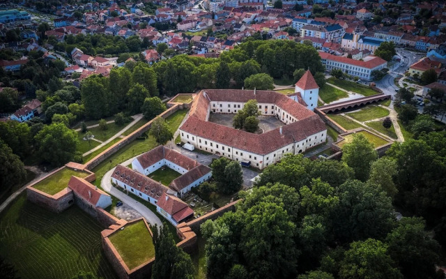 Hotel Bassiana