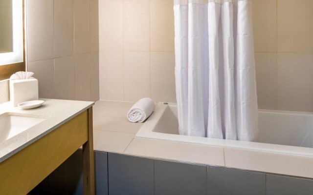 Red Lion Inn & Suites Everett