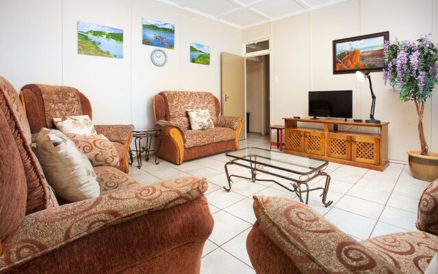 Gariep Dam SunRose Group of Guest Houses