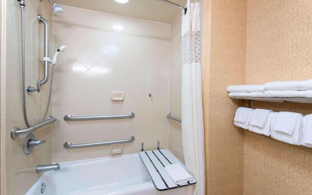 Hampton Inn Schenectady Downtown