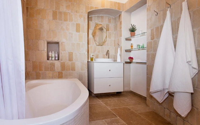 Azamra Inn Tzfat