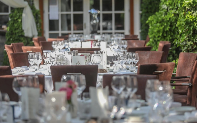 Landhuishotel & Restaurant De Bloemenbeek