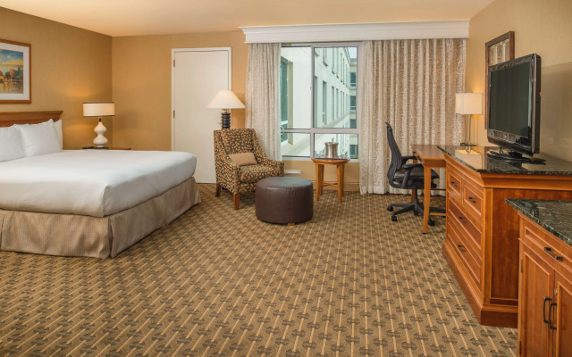 Hilton Seattle Airport & Conference Center
