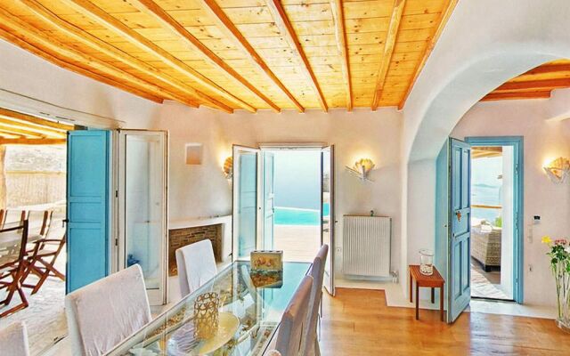 Zinas Villas
