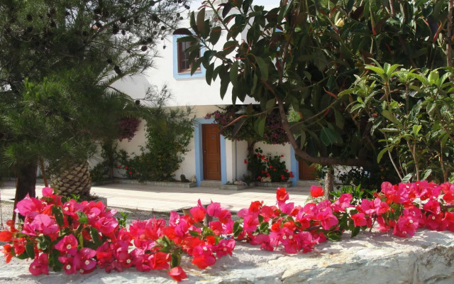 Spiros-Soula Family Hotel & Apartments