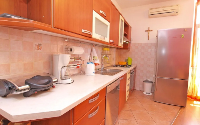 Apartment 849