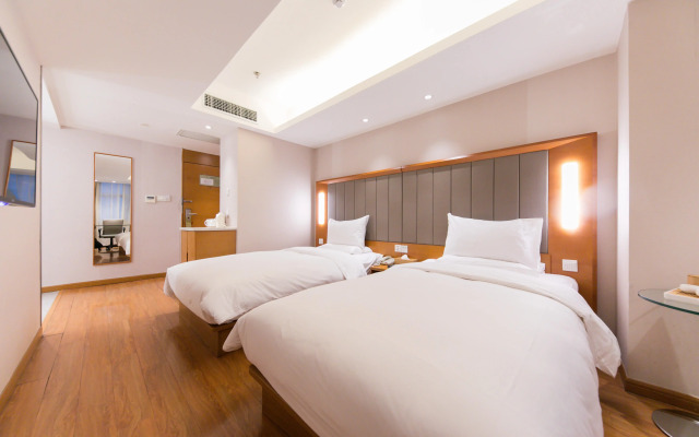 JI Hotel Shanghai Yan'an Road
