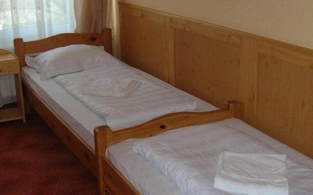 Nereus Park Hotel