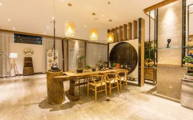 Lvbao Lezhi Hot Spring Hotel