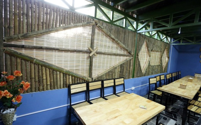 Green Hill Hostel & Homestay