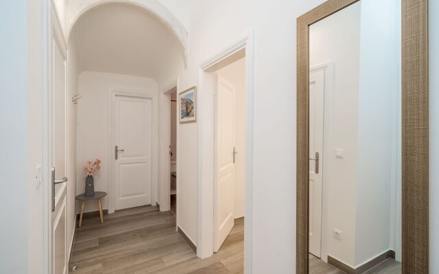 Old Town Apartment Near Stradun