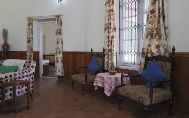 Vista Rooms At Adderley Guest House