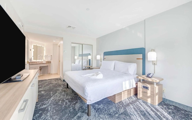 Homewood Suites by Hilton East Rutherford - Meadowlands
