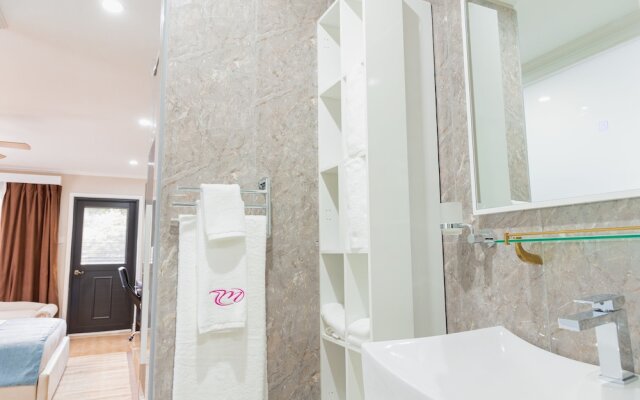 Myah's Luxury Suites Hotel