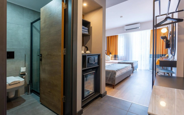 Ramira Joy Hotel