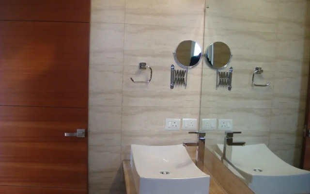 Ahuja Residency