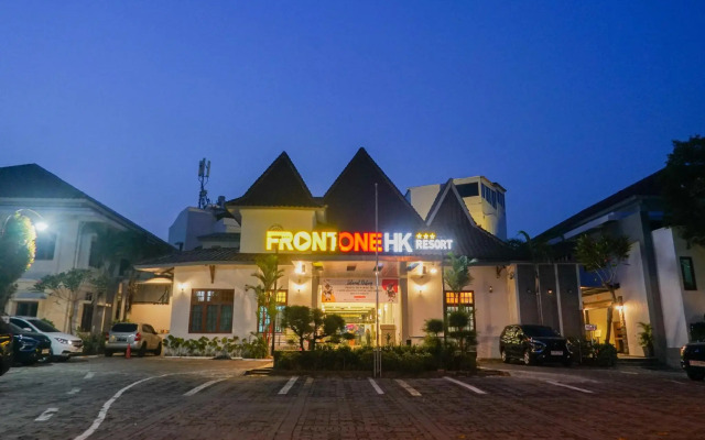 Front One HK Resort Semarang