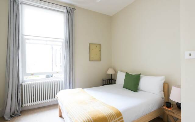Fabulous 2BR Flat near Notting Hill