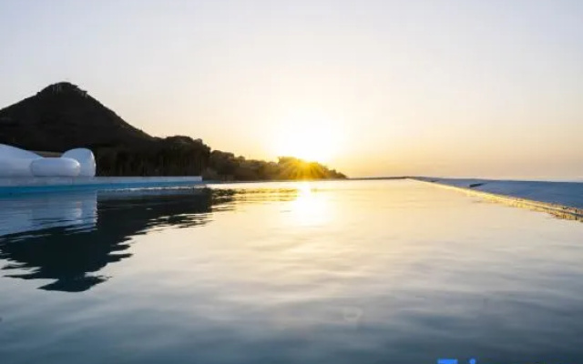 Yuqili, Shitang, Wenling (Golden Beach Bathing Spot Branch)