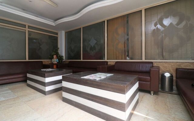 Oyo 24680 Hotel Devansh