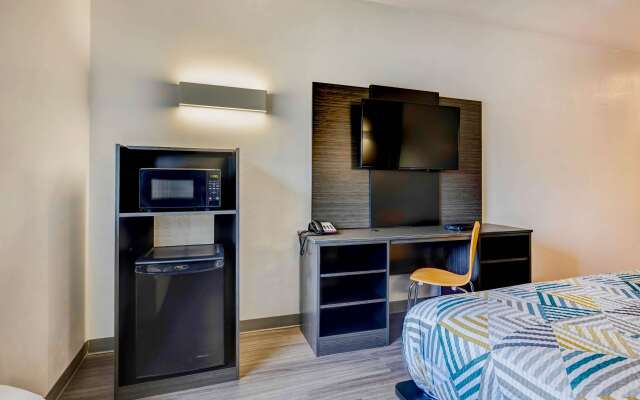 Motel 6 Mesquite, TX - Balch Springs