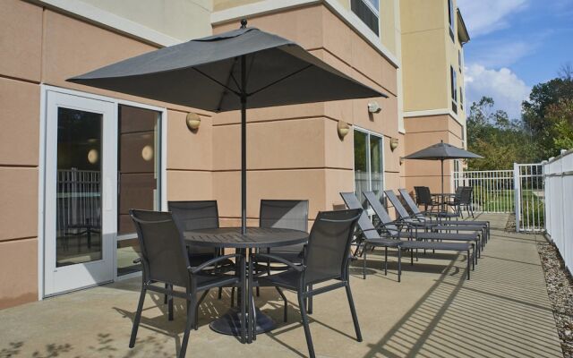 Fairfield Inn & Suites New Buffalo