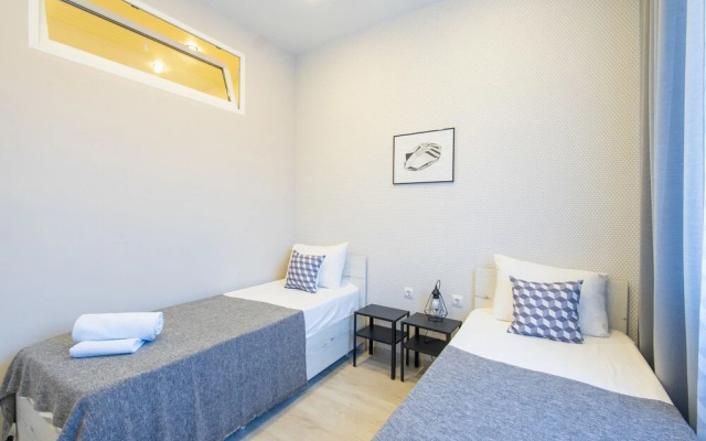 More Apartments na Tsvetochnoy 30 (3)