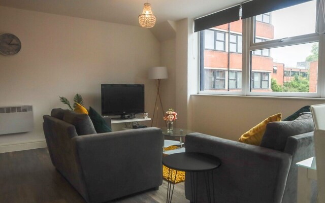 Immaculate 1-bed Apartment in Derby Centre