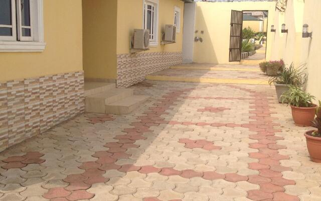 K-Yellow Hotel & Resort