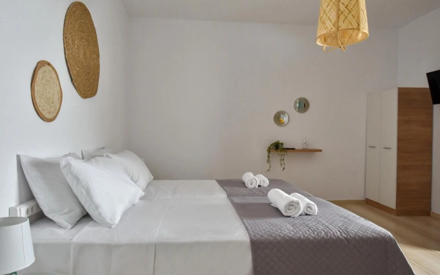 Eva Studios 8 in Agia Pelagia