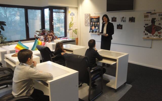 TopClassTutors.ORG Luxury hotel