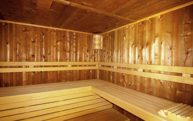 Luxury Apartment With Terrace, Sauna, Tennis, and Heated Pool