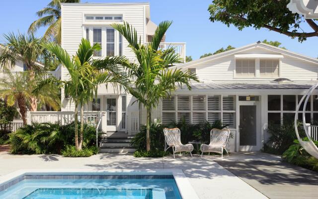 Ella's Cottages - Key West Historic Inns