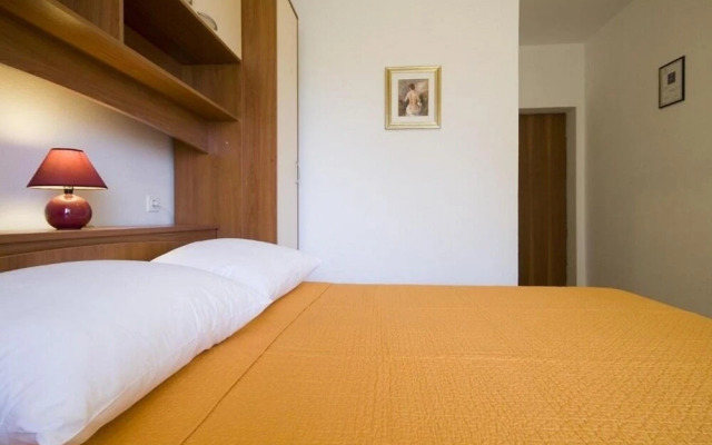 Ljilja - 10m From the sea With Parking - A4