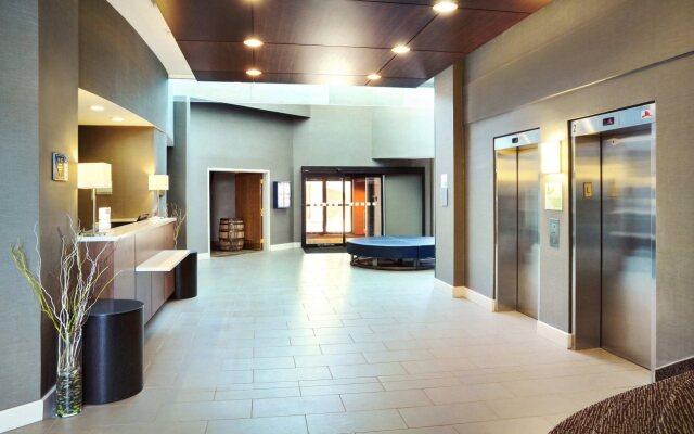 Holiday Inn Hotel & Suites London by IHG