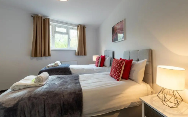 The Eldern - Spacious, Netflix, free Parking, close to A1