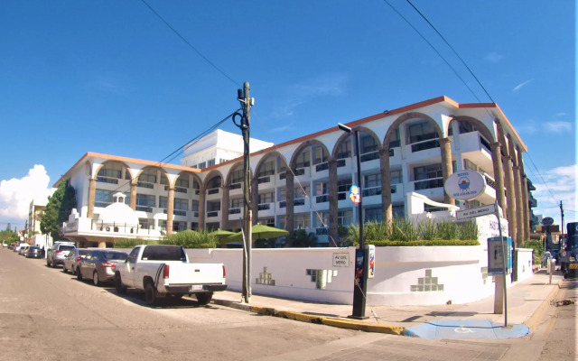 Hotel Solamar Inn