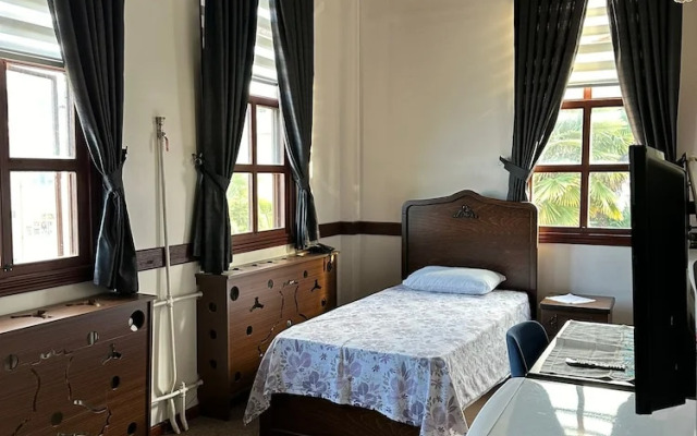 Zeyti̇nli̇k Konaği