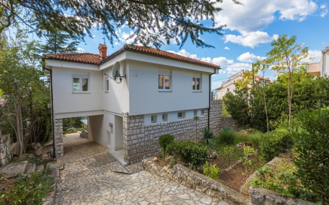 Stunning Holiday Home in Selce With Private Pool