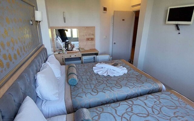 Paris Hotel Cafe Restaurant