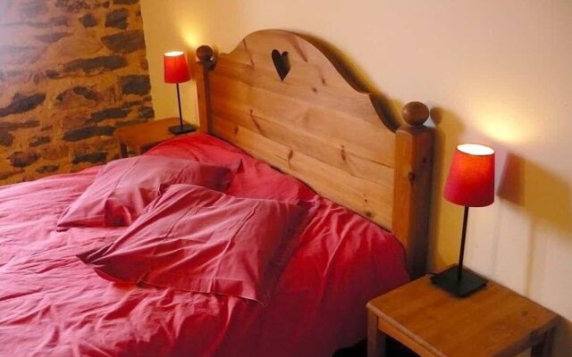 L'Auberge Aux Creux Des Pierres