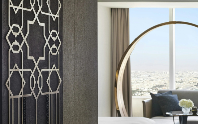 Отель Four Seasons Riyadh At Kingdom Center