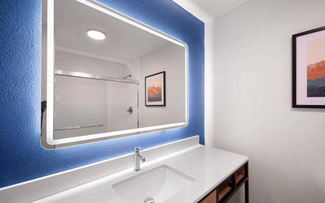 La Quinta Inn & Suites by Wyndham Myrtle Beach