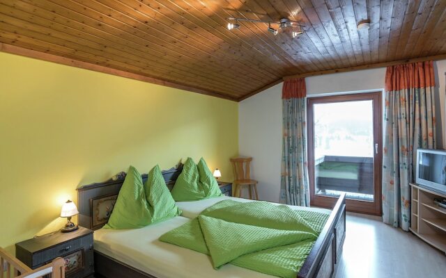 Hilltop Apartment In Taxenbach With Sauna