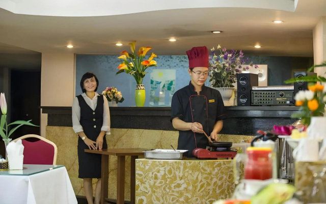 Hanoi Luxor Hotel
