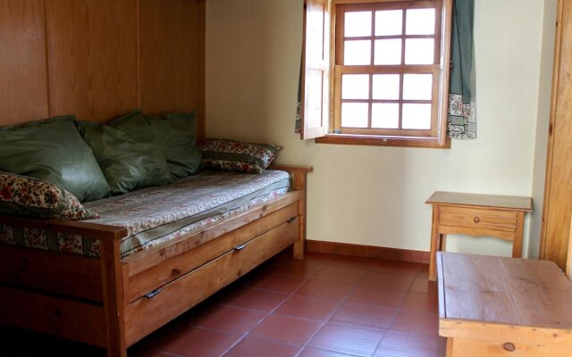 Apartment With one Bedroom in Seia, With Furnished Terrace and Wifi -